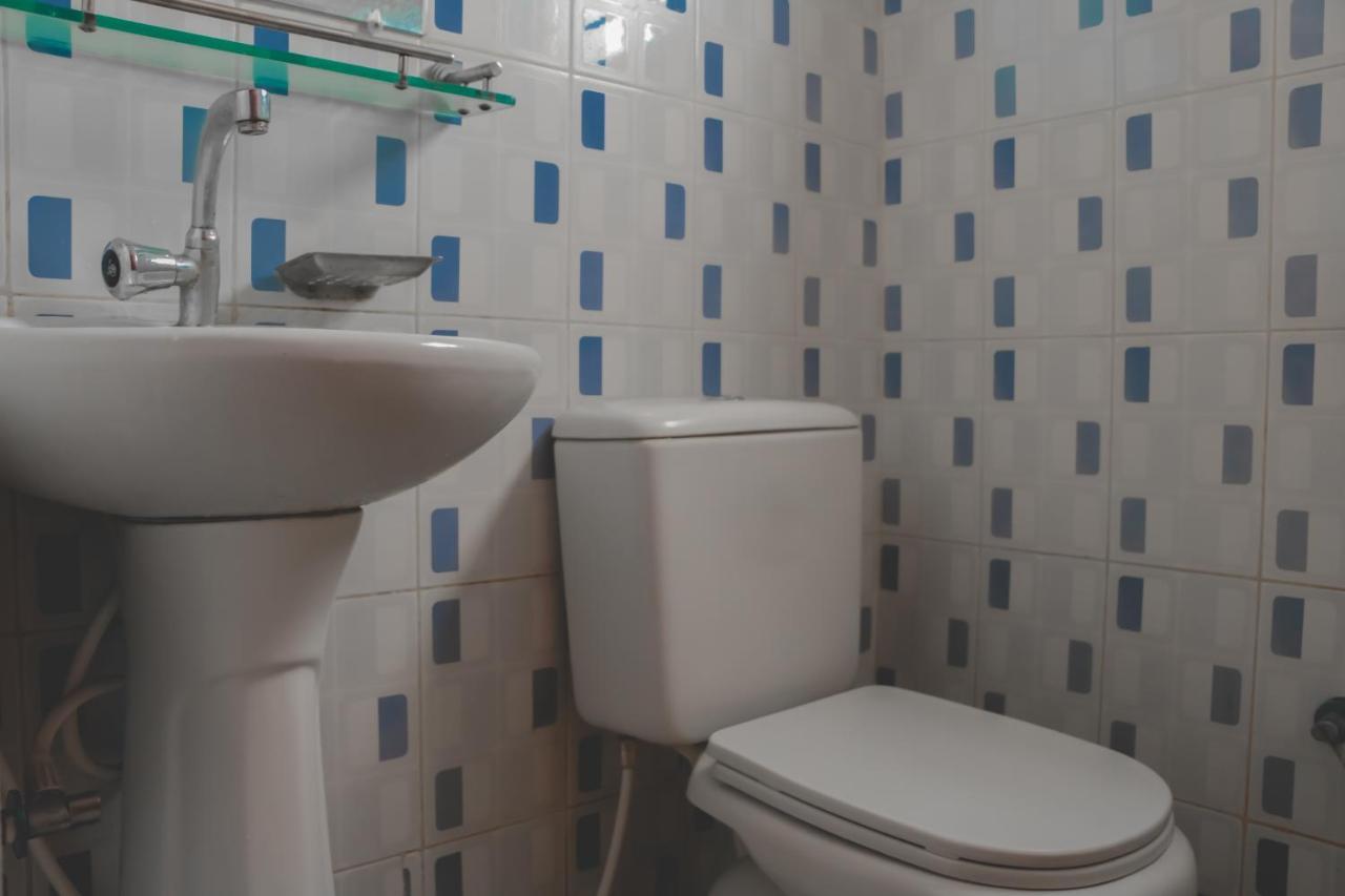 78 Firoza Inn Дака Екстериор снимка